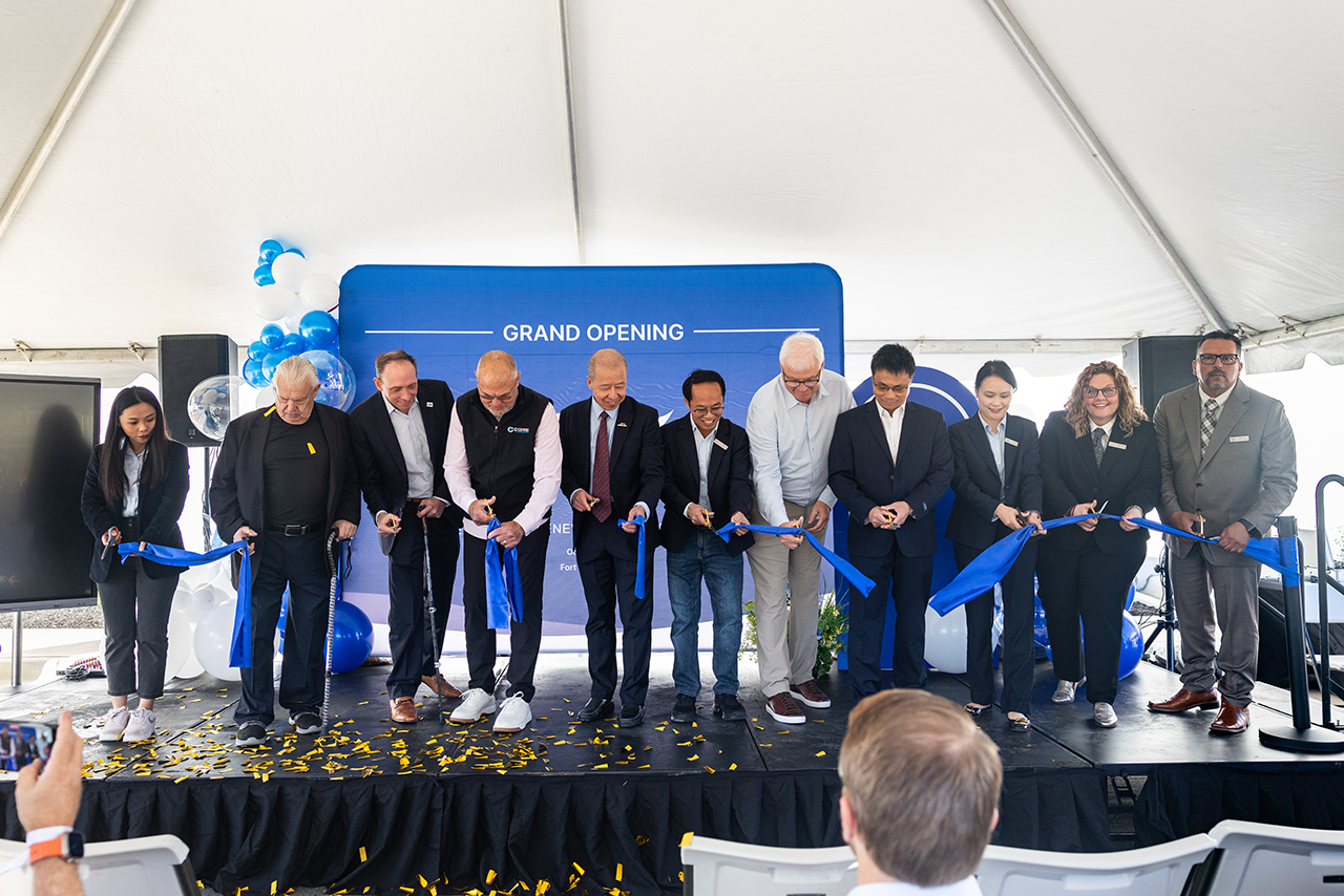 تم افتتاح مصنع إيغور (Eaglerise) الأمريكي لتصنيع المحولات الذكية، مما يمثل خطوة مهمة في تحقيق استراتيجية "التصنيع عالميًا، والبيع عالميًا".