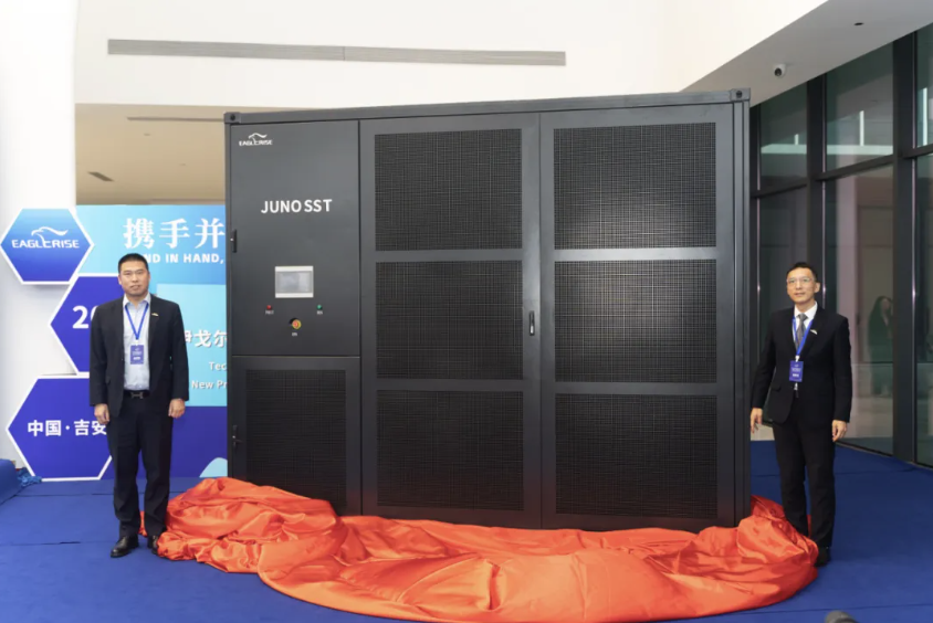 "معًا نبني المستقبل" — نجاح ندوة AIDC 800V وإطلاق سلسلة JUNO للمحولات ذات الحالة الصلبة من إيغورلايز